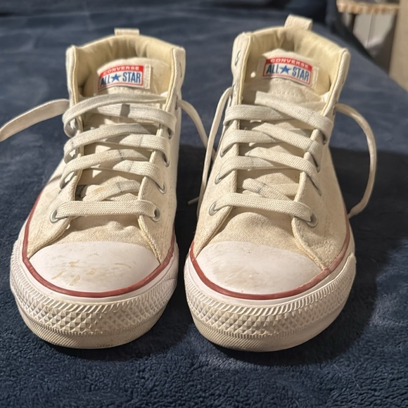 “Chuck Taylor” converse all stars size 9 - Picture 6 of 12